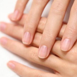 nos astuces pour prendre soins de vos ongles